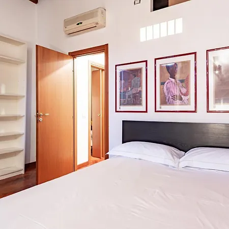 Ticinese Livings Comfy - Full City Center Apartament *