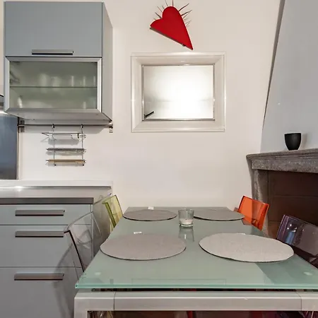 Apartament Ticinese Livings Comfy - Full City Center Mediolan